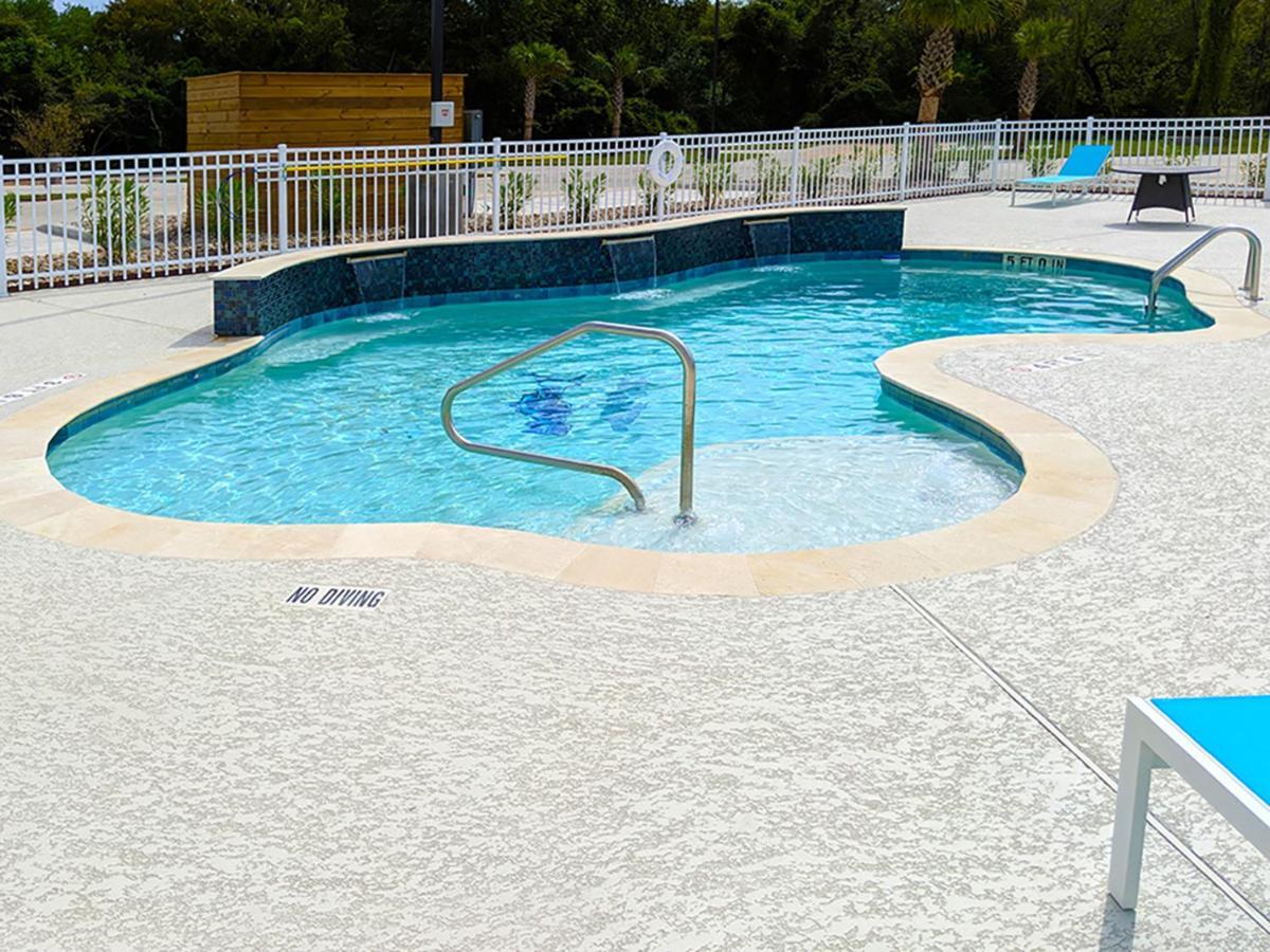 Seaside Rv Resort Seabrook Exterior photo